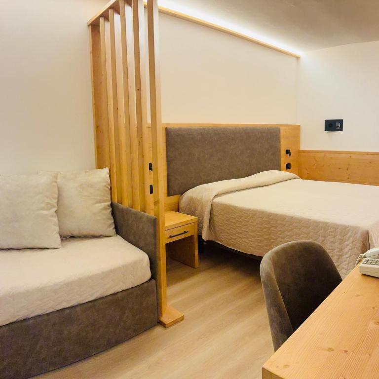 Hotel Al Prato - Doppelzimmer mit Balkon - 4