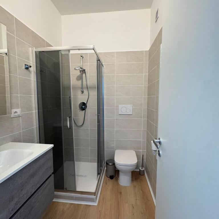 New Era Apartment Milano - Three-Bedroom Apartment - 11
