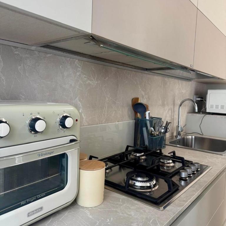 New Era Apartment Milano - Three-Bedroom Apartment - 15