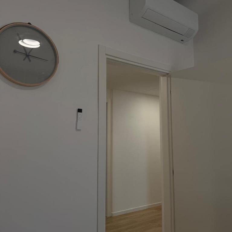New Era Apartment Milano - Three-Bedroom Apartment - 20