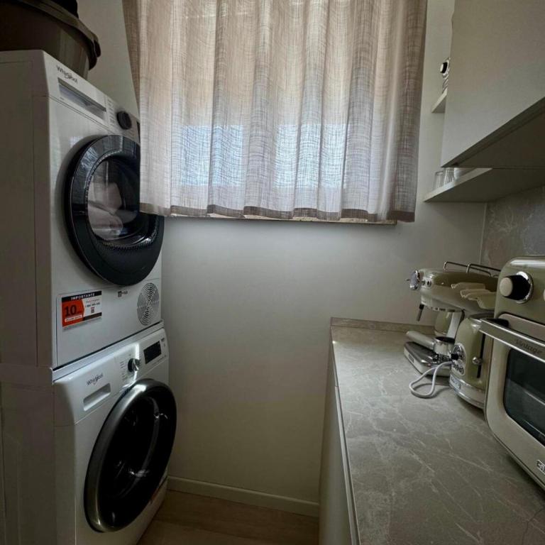 New Era Apartment Milano - Three-Bedroom Apartment - 22
