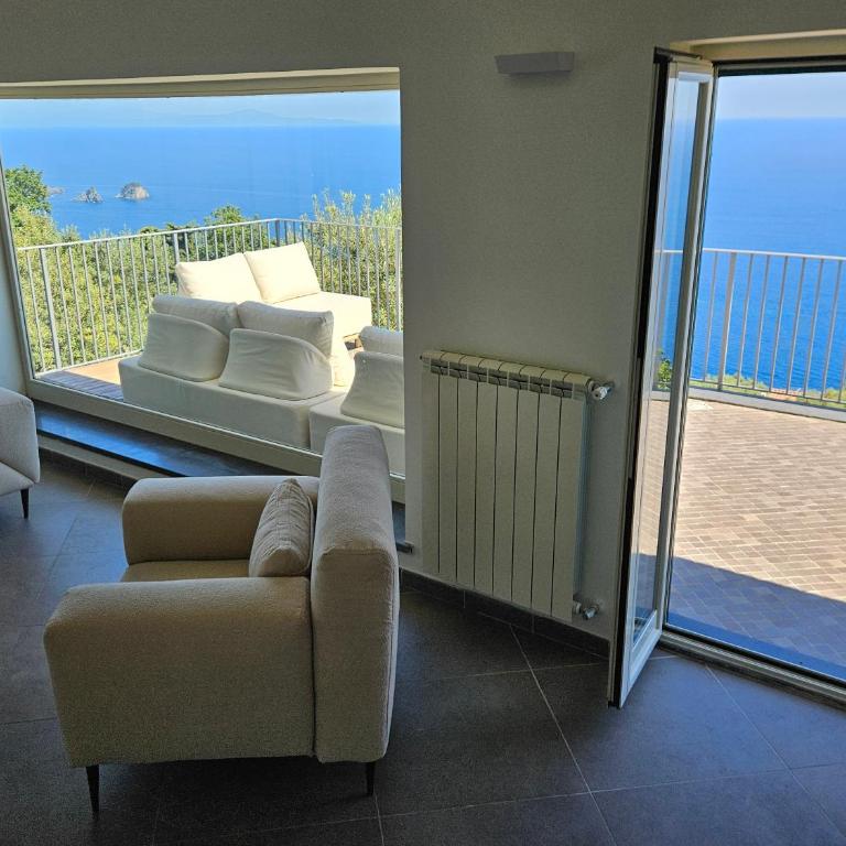 Villa Dequinz Luxury Retreat & Private Infinity Pool - Villa - 11