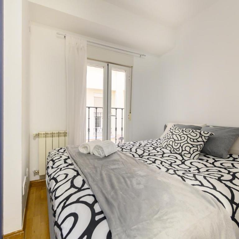 PRA100C - Piso de 2 dormitorios y 2 baños en el centro de Madrid - Alquiler temporal - Apartamento de 2 dormitorios - 29