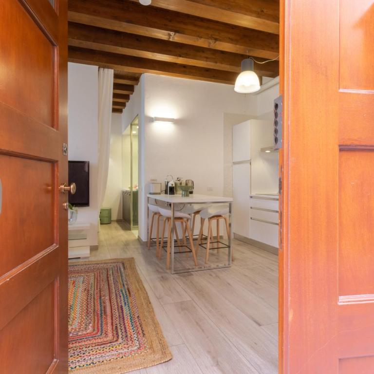 Martini Castello Boutique Apartments - Historic Center & Lift - Monolocale Deluxe - 22