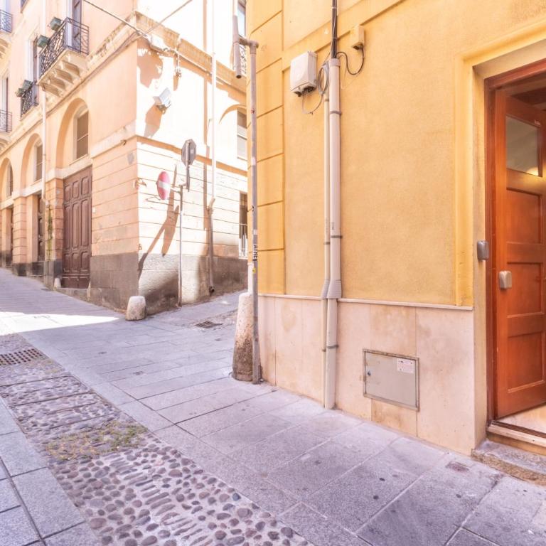Martini Castello Boutique Apartments - Historic Center & Lift - Monolocale Deluxe - 14
