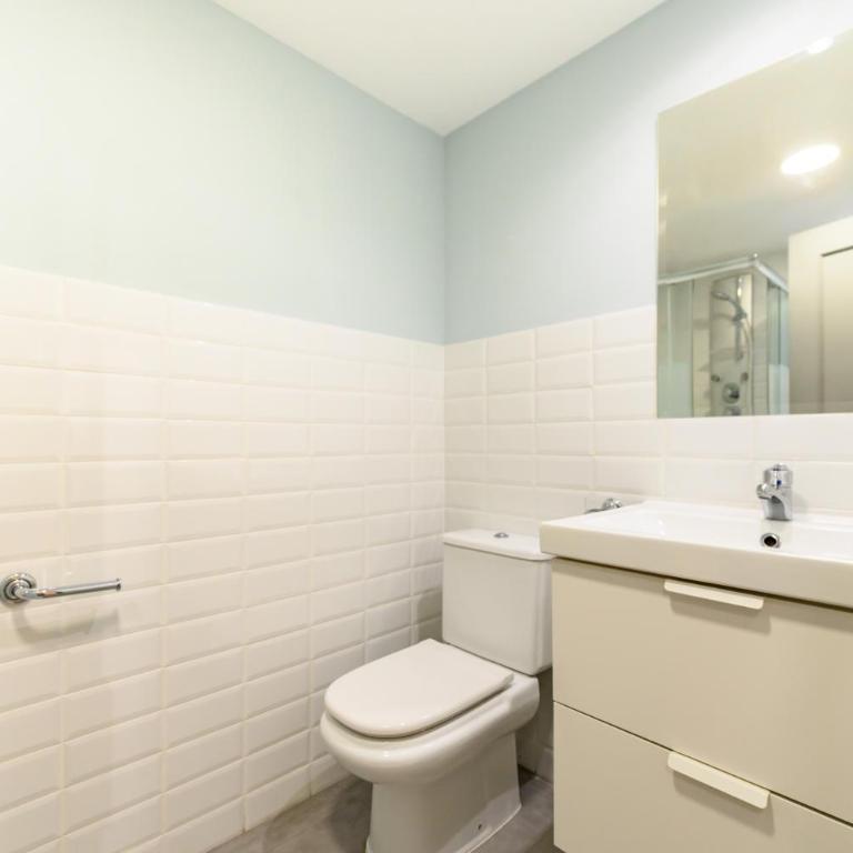 PRA100C - Piso de 2 dormitorios y 2 baños en el centro de Madrid - Alquiler temporal - Apartamento de 2 dormitorios - 39