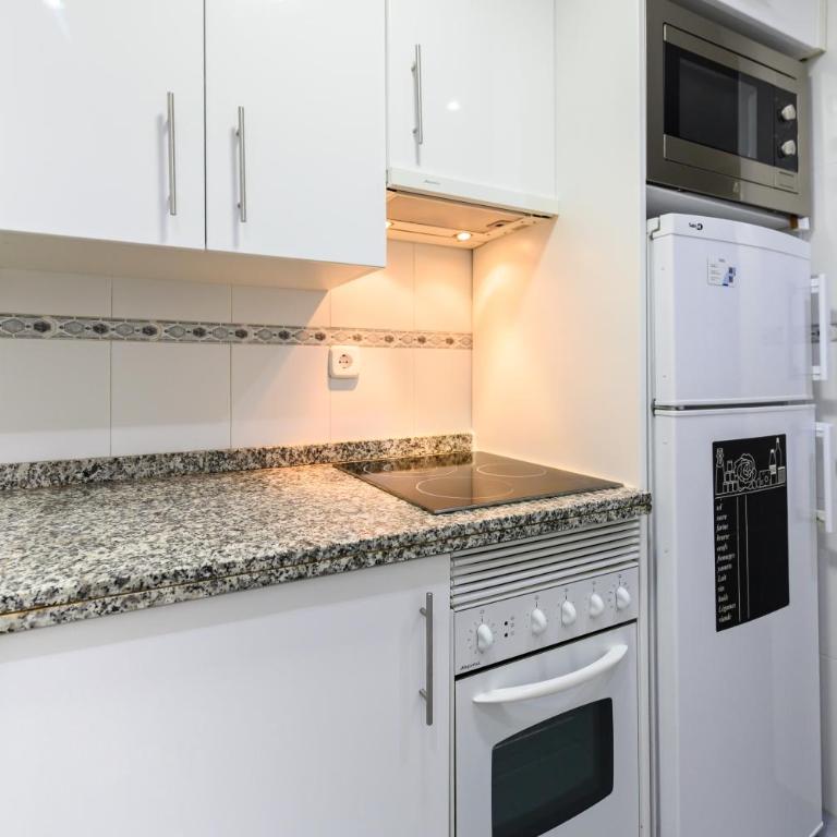 PRA100C - Piso de 2 dormitorios y 2 baños en el centro de Madrid - Alquiler temporal - Apartamento de 2 dormitorios - 22