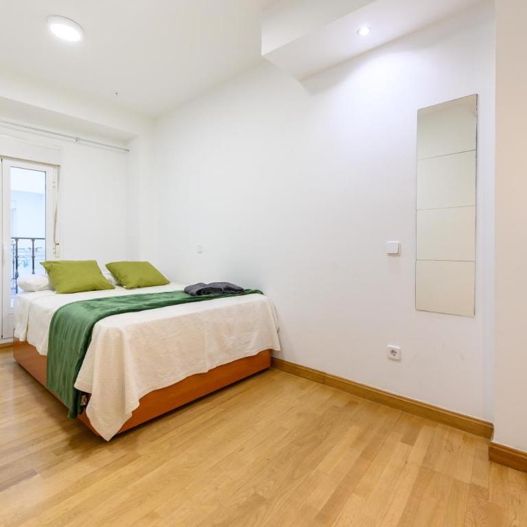 PRA100C - Piso de 2 dormitorios y 2 baños en el centro de Madrid - Alquiler temporal - Apartamento de 2 dormitorios - 34