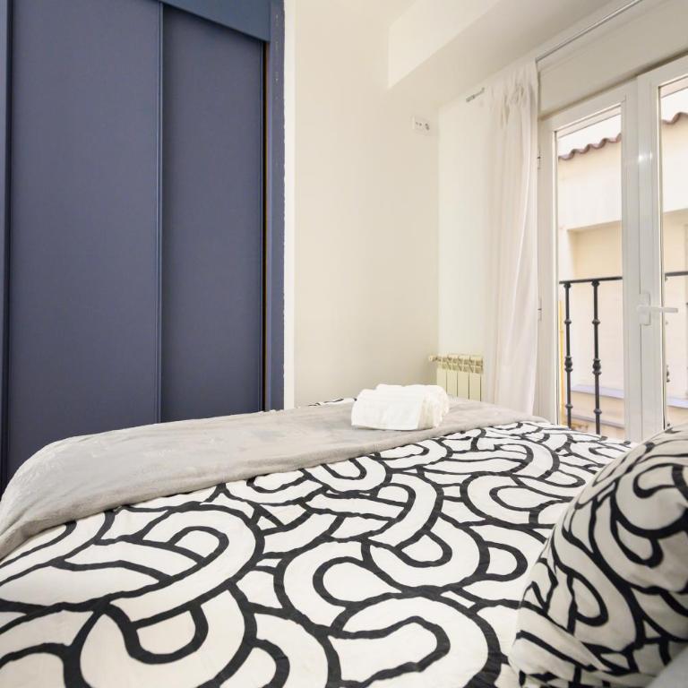 PRA100C - Piso de 2 dormitorios y 2 baños en el centro de Madrid - Alquiler temporal - Apartamento de 2 dormitorios - 30