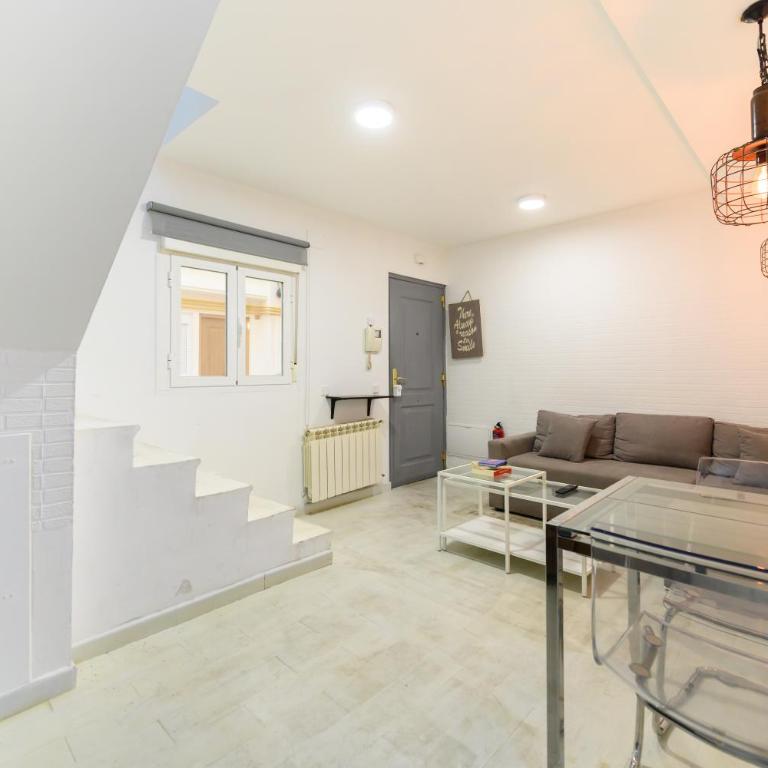 PRA100C - Piso de 2 dormitorios y 2 baños en el centro de Madrid - Alquiler temporal - Apartamento de 2 dormitorios - 2