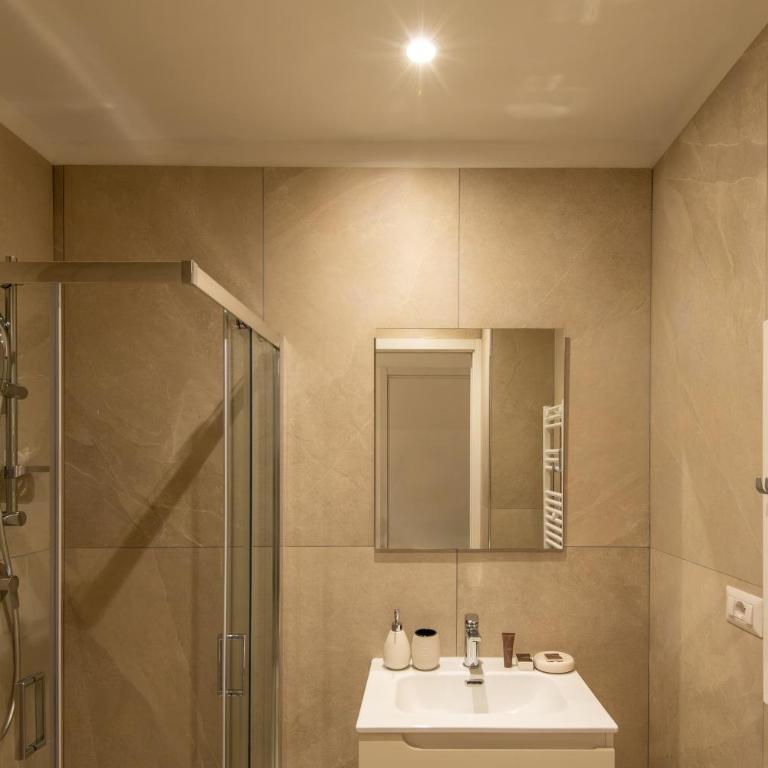 Deseos Jungle Apartment - Appartamento Zona Vaticano - Appartamento con 2 Camere da Letto - 2