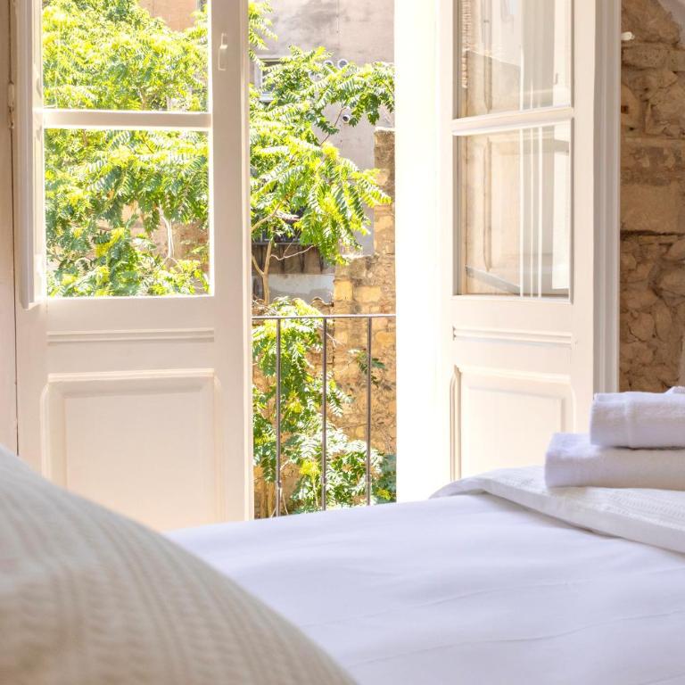 Alba Guest House - Double or Twin Room with Bathroom - 9