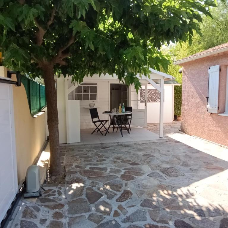 LE MAZET Au petit bonheur - Maison 1 Chambre - 6