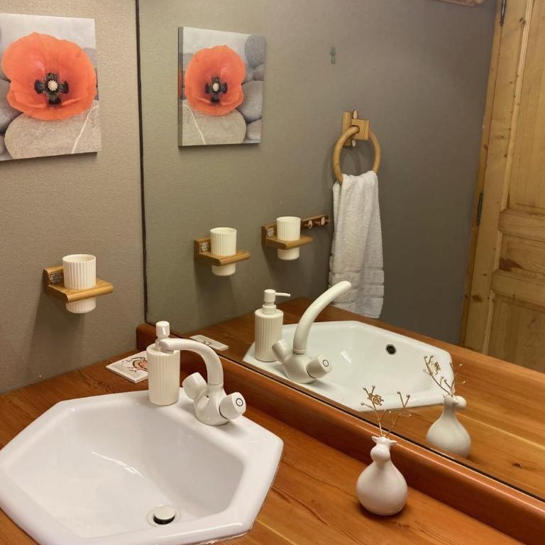 Appartement chaleureux avec vue sur les montagnes - Appartement - 8