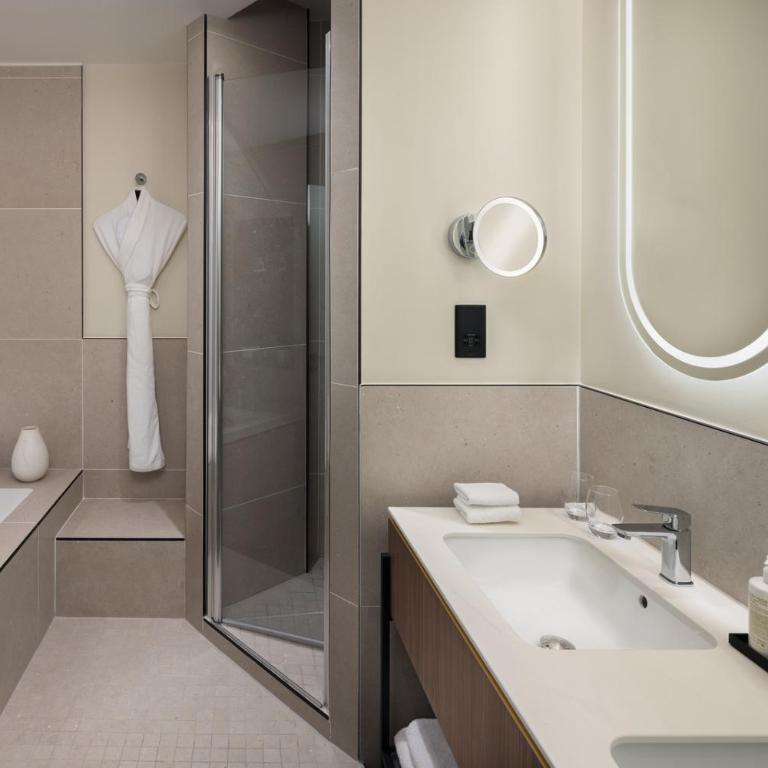 Le Méridien Paris Arc De Triomphe - Suite 2 Chambres Exécutive - Vue sur Ville - 5