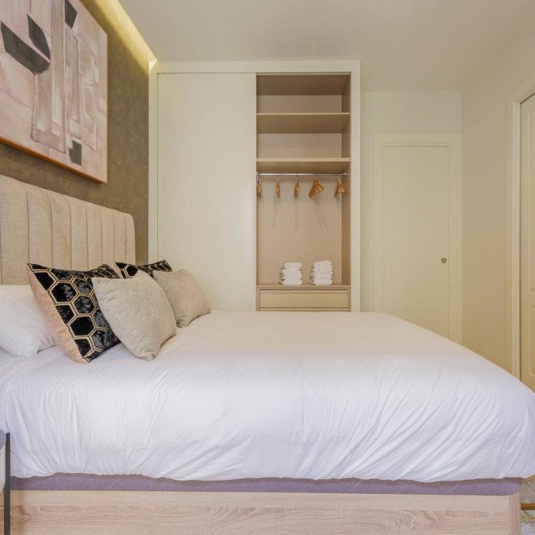 Premium apartment in city center - Apartamento - 18
