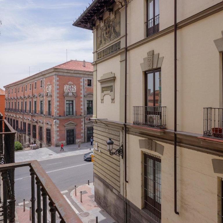 Premium apartment in city center - Apartamento - 24