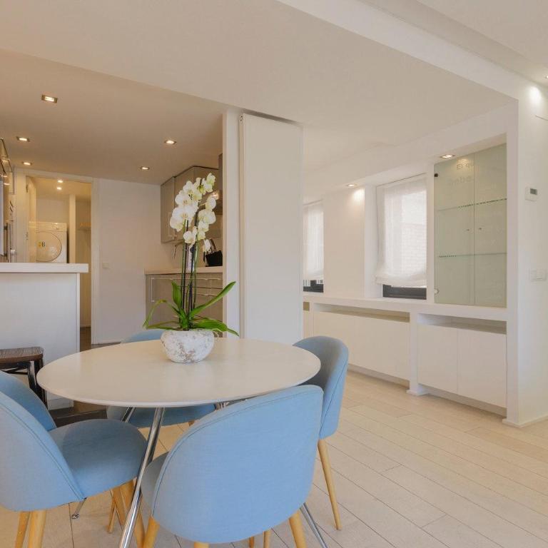 Modern Flat in Rios Rosas with Terrace - Apartamento - 12