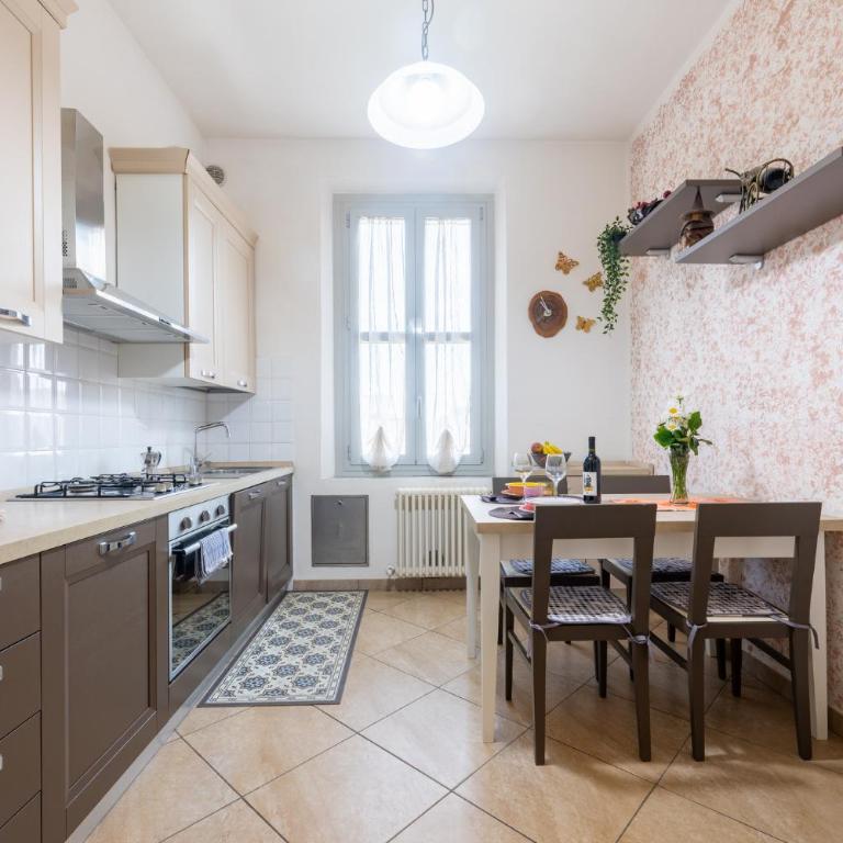GuestHost - Bright and Cozy Apartment with Parking - Appartamento con 1 Camera da Letto - 14