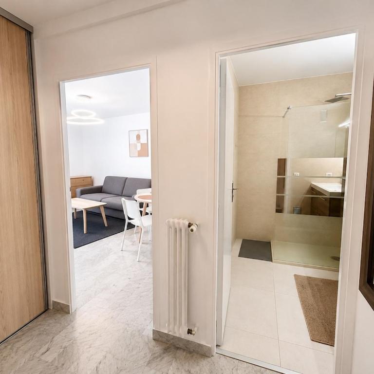 Appartement à 3min à pieds des plages - Studio Lit Queen-Size - 5