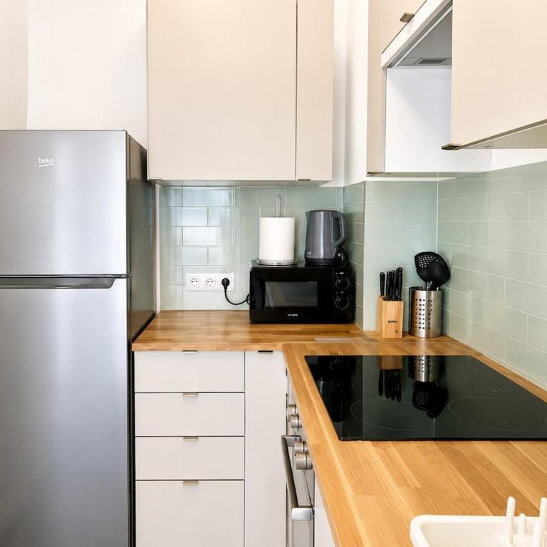Appartement à 3min à pieds des plages - Studio Lit Queen-Size - 7