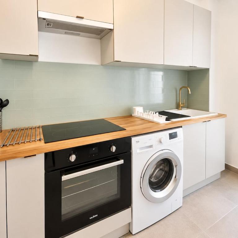 Appartement à 3min à pieds des plages - Studio Lit Queen-Size - 9