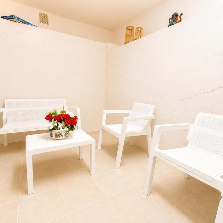 The theathre room - One-Bedroom Apartment - 14