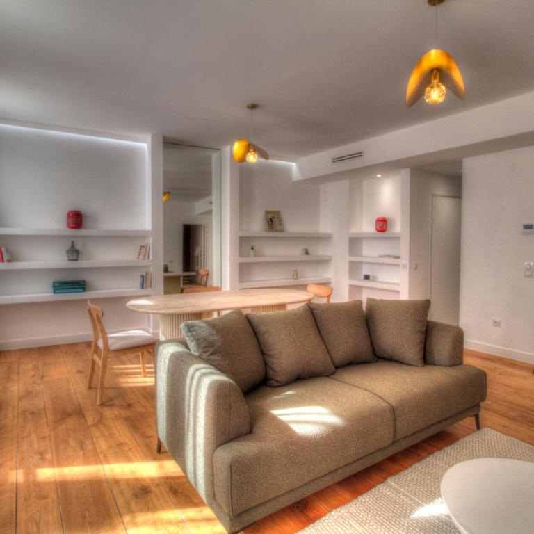 ALC - A25 - 4 min Palais and beaches - full center - Appartement 2 Chambres - 17