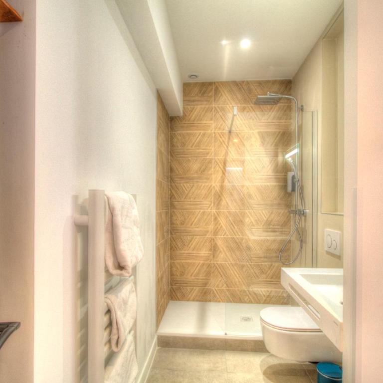 ALC - A25 - 4 min Palais and beaches - full center - Appartement 2 Chambres - 4