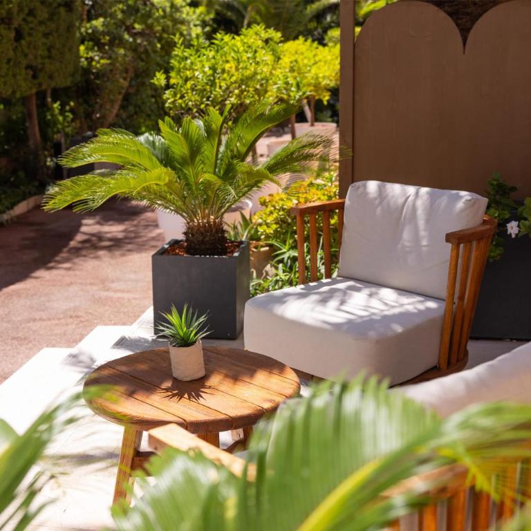 Best Western Hôtel des Orangers Cannes - Chambre Double Supérieure avec Terrasse - Non-Fumeurs - 1