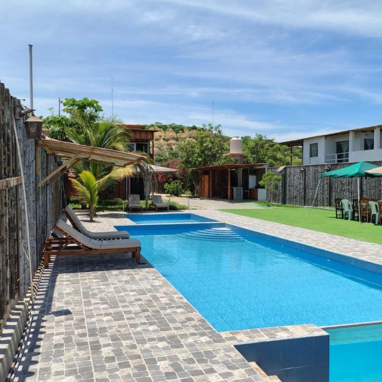 Hospedaje & Casa Playa AURORA - Five-Bedroom House - 5