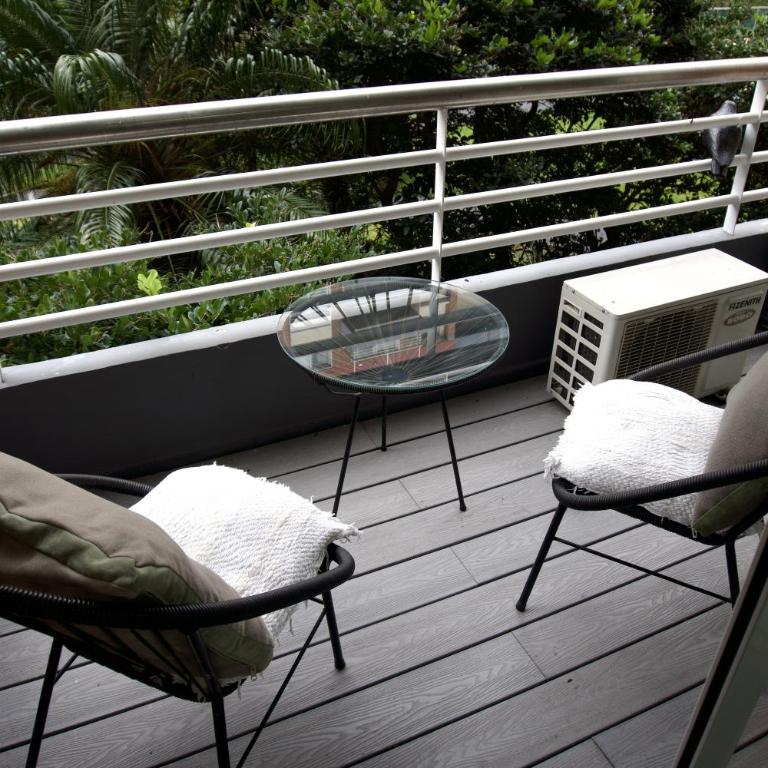 Excelente departamento en Puerto Madero - Apartamento de 2 dormitorios - 51