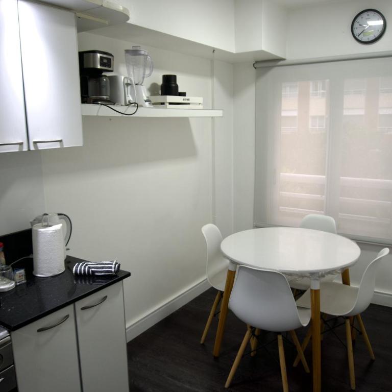 Excelente departamento en Puerto Madero - Apartamento de 2 dormitorios - 41