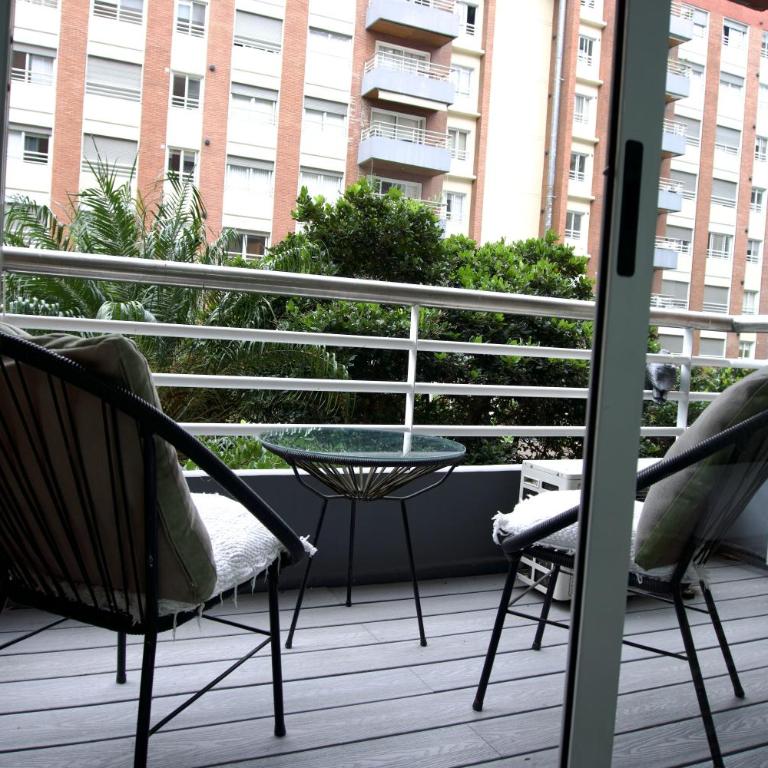Excelente departamento en Puerto Madero - Apartamento de 2 dormitorios - 52