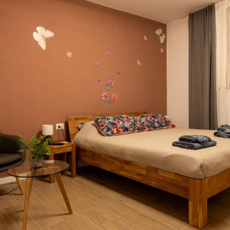 Pallanza Courtyard Apt - Appartamento con 1 Camera da Letto - 2