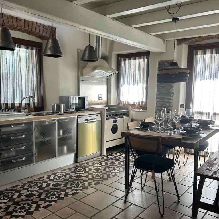 Aosta Giannetti Home loft centro storico - Appartamento con 1 Camera da Letto - 1