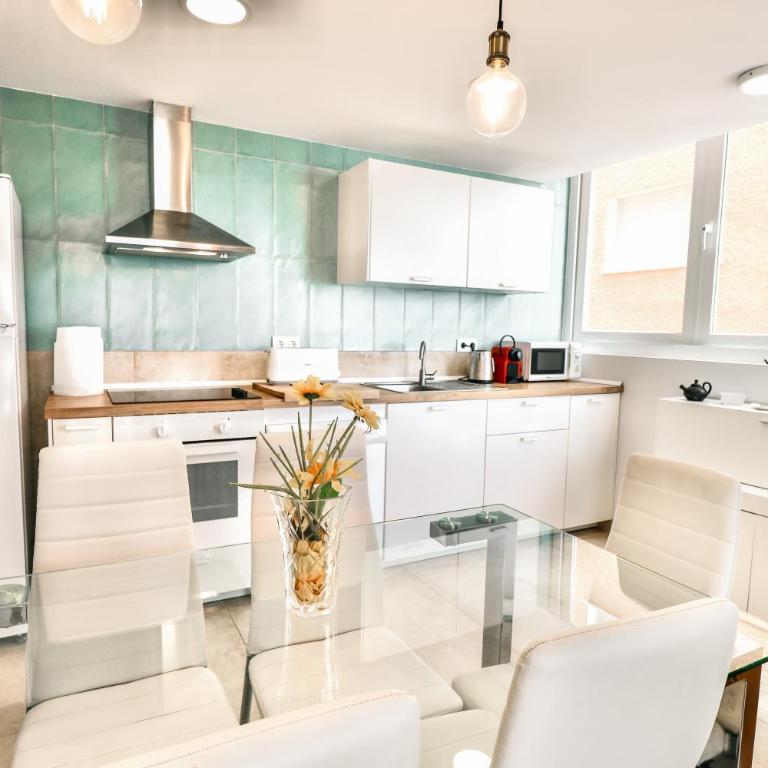 Bliss Frontline Sea View Fuengirola Beach 3 BR - Apartamento de 3 dormitorios - 6