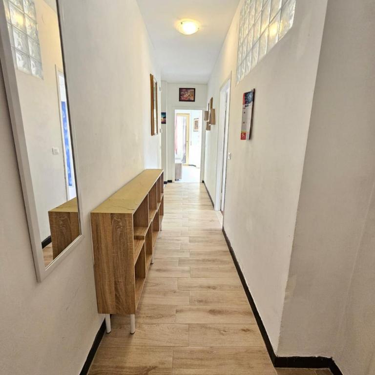 Sanremo Hub, a due passi dal mare - Appartamento con 2 Camere da Letto - 5