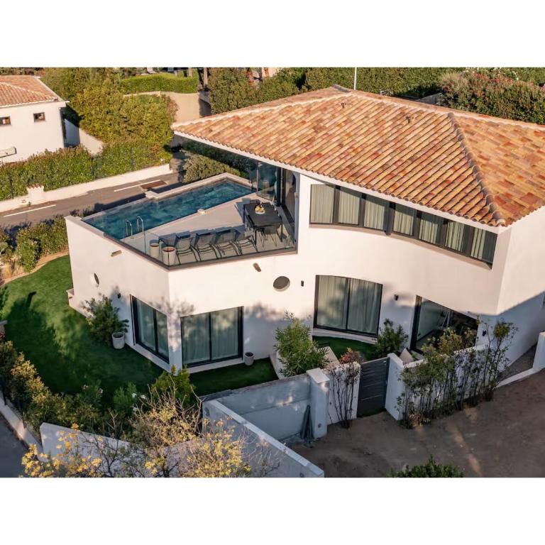 Maison d'été avec vue sur la mer en Saint-Maxim - Deluxe Villa - 21