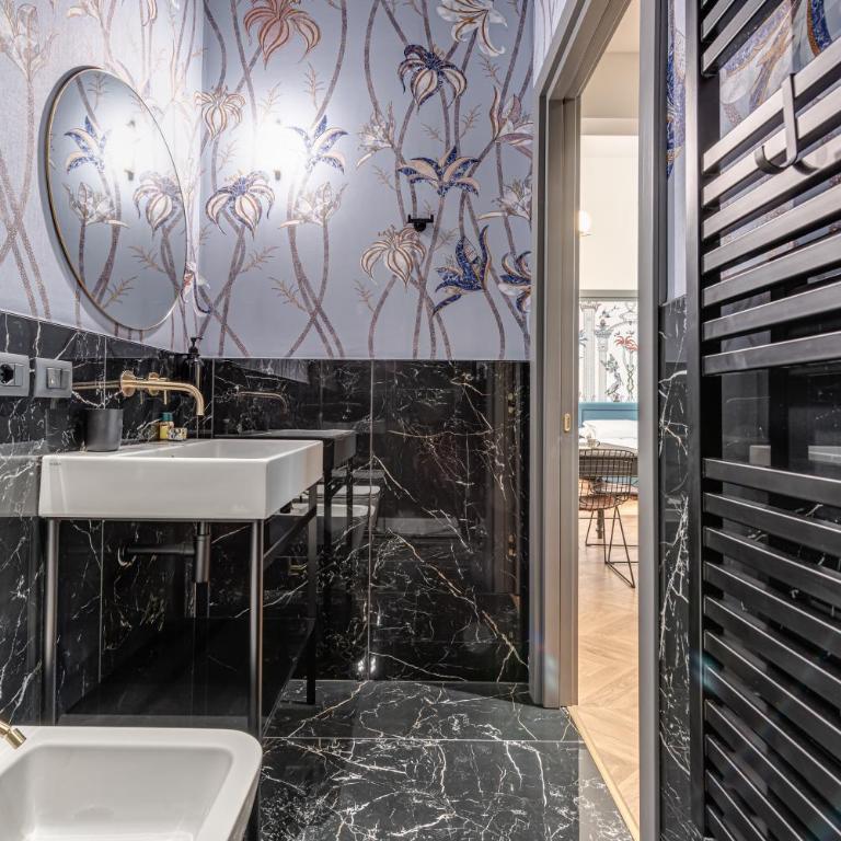 Albia Suites - Two-Bedroom Deluxe Apartment - 15