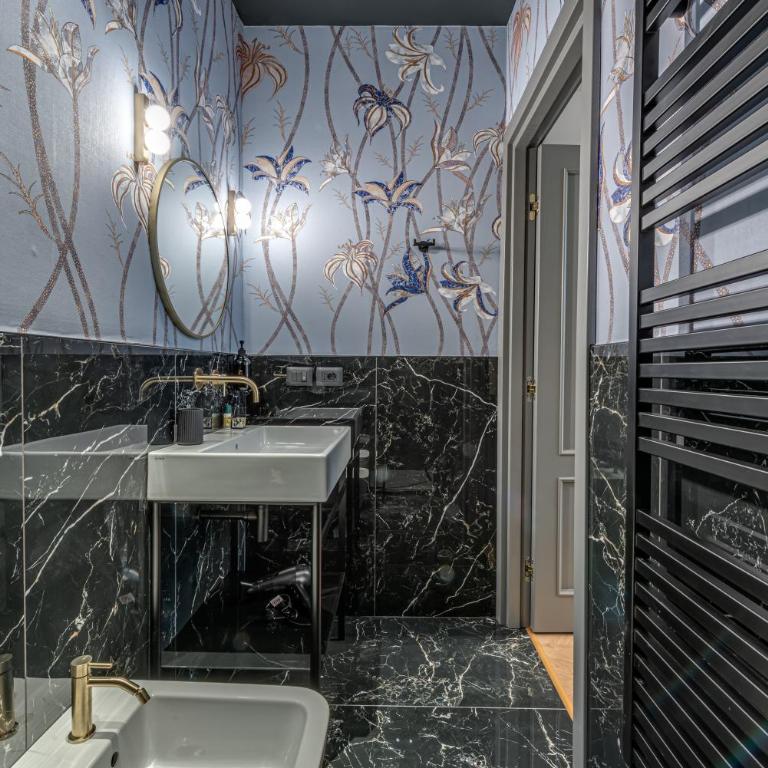Albia Suites - Two-Bedroom Deluxe Apartment - 19
