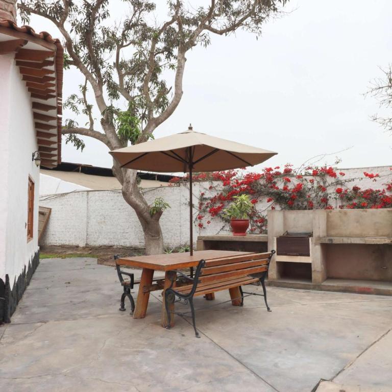 Spacious 12BR Stay with Pool BBQ in Pachacamac - Vacation Home - 6