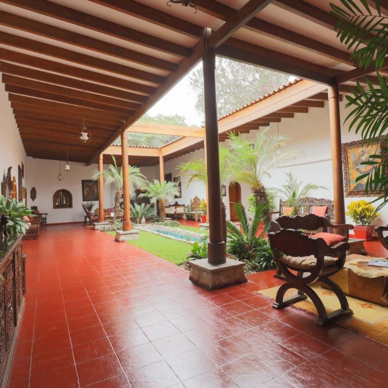 Spacious 12BR Stay with Pool BBQ in Pachacamac - Vacation Home - 17
