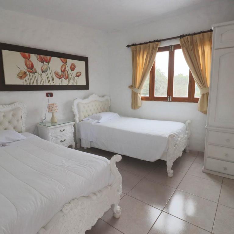 Spacious 12BR Stay with Pool BBQ in Pachacamac - Vacation Home - 46