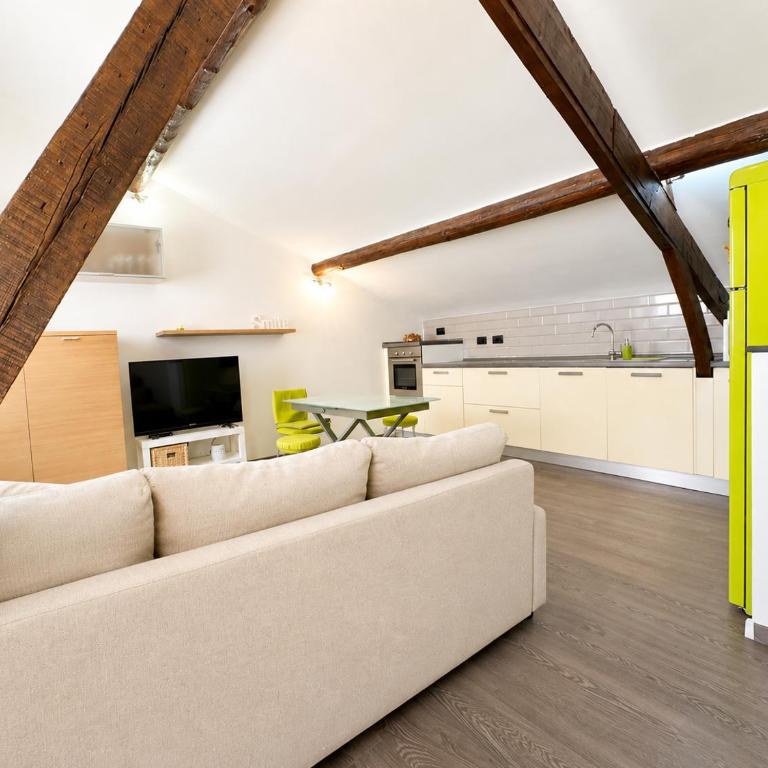 Mansarda di Design,Aria Condizionata, WiFi - Appartamento con 2 Camere da Letto - 4