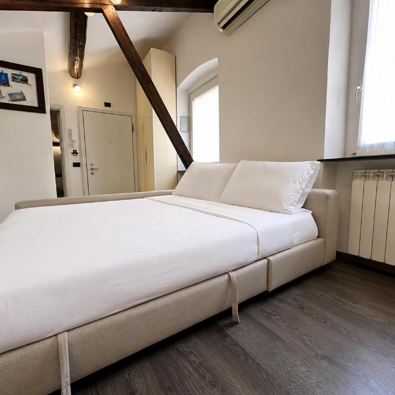 Mansarda di Design,Aria Condizionata, WiFi - Appartamento con 2 Camere da Letto - 8