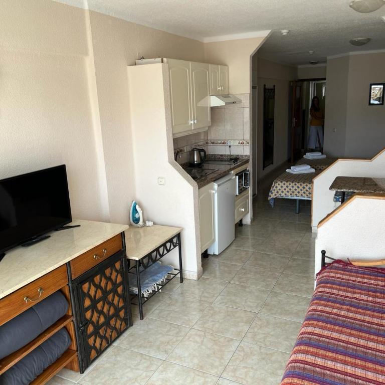 Wonderland studio at the beach - One-Bedroom Apartment - 8