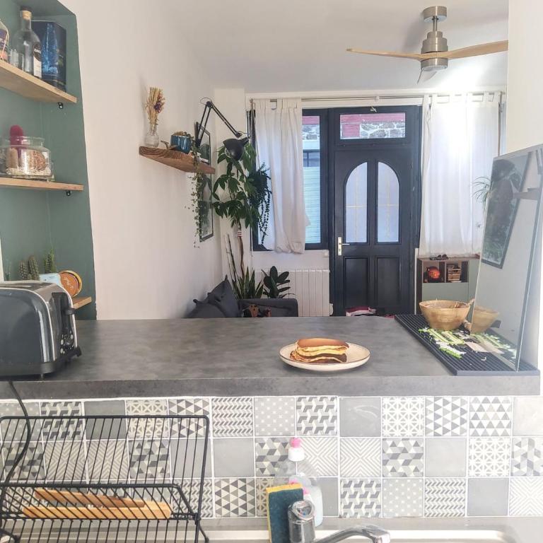 Appart à 2min de la plage et proche intra-muros - Appartement 2 Chambres - 11