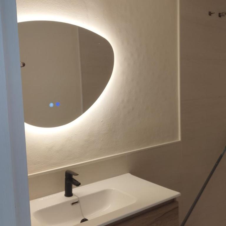 BONITO ÁTICO AIRE ACONDICIONADO y BARBACOA - Apartamento Ático - 82