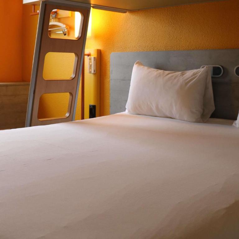 ibis budget Montpellier Sud Près d'Arènes - Chambre Triple - 10